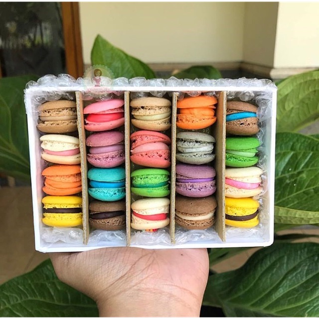 

Baby macaron isi 20