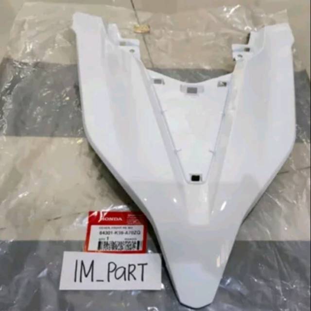 Cover body tameng dasi depan Honda Vario 125 150 LED 2018-2020 putih tulang original