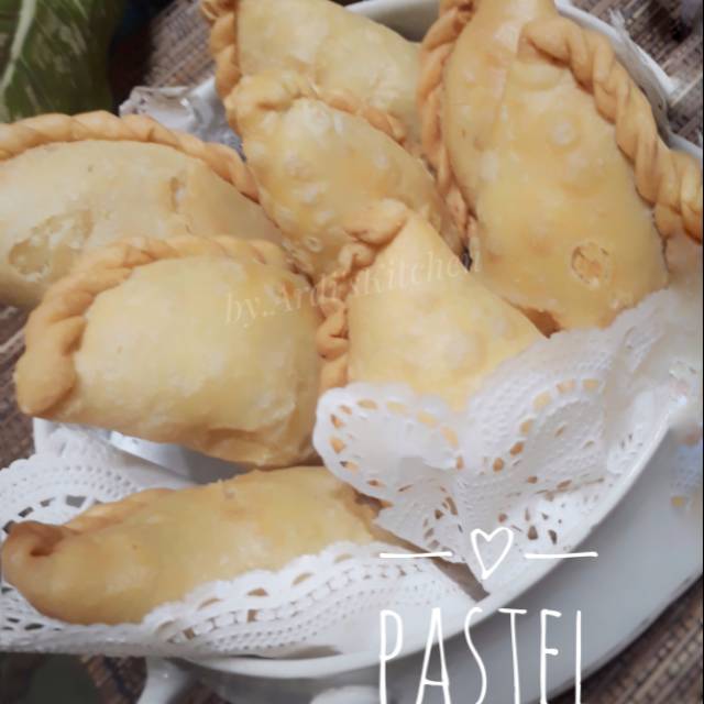 

PASTEL AYAM DAN SAYURAN