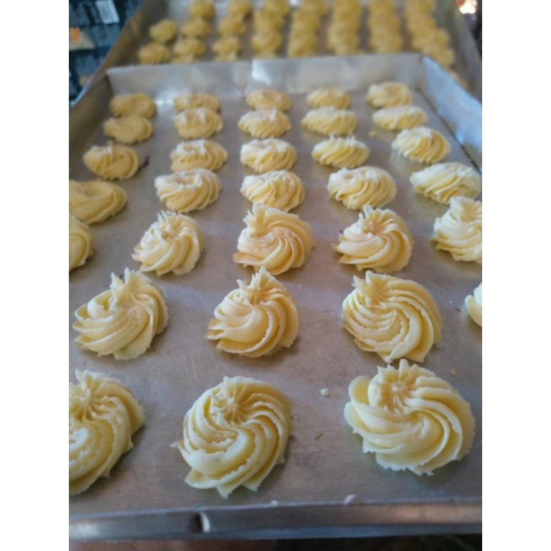 

Kue Garut / nggarut / roti garut