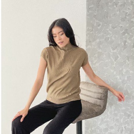 CallieTamami - A 5815  IMPORT Basic Turtle Neck Earth Tone Series (Bahan bagus,halus, lumayan besar)