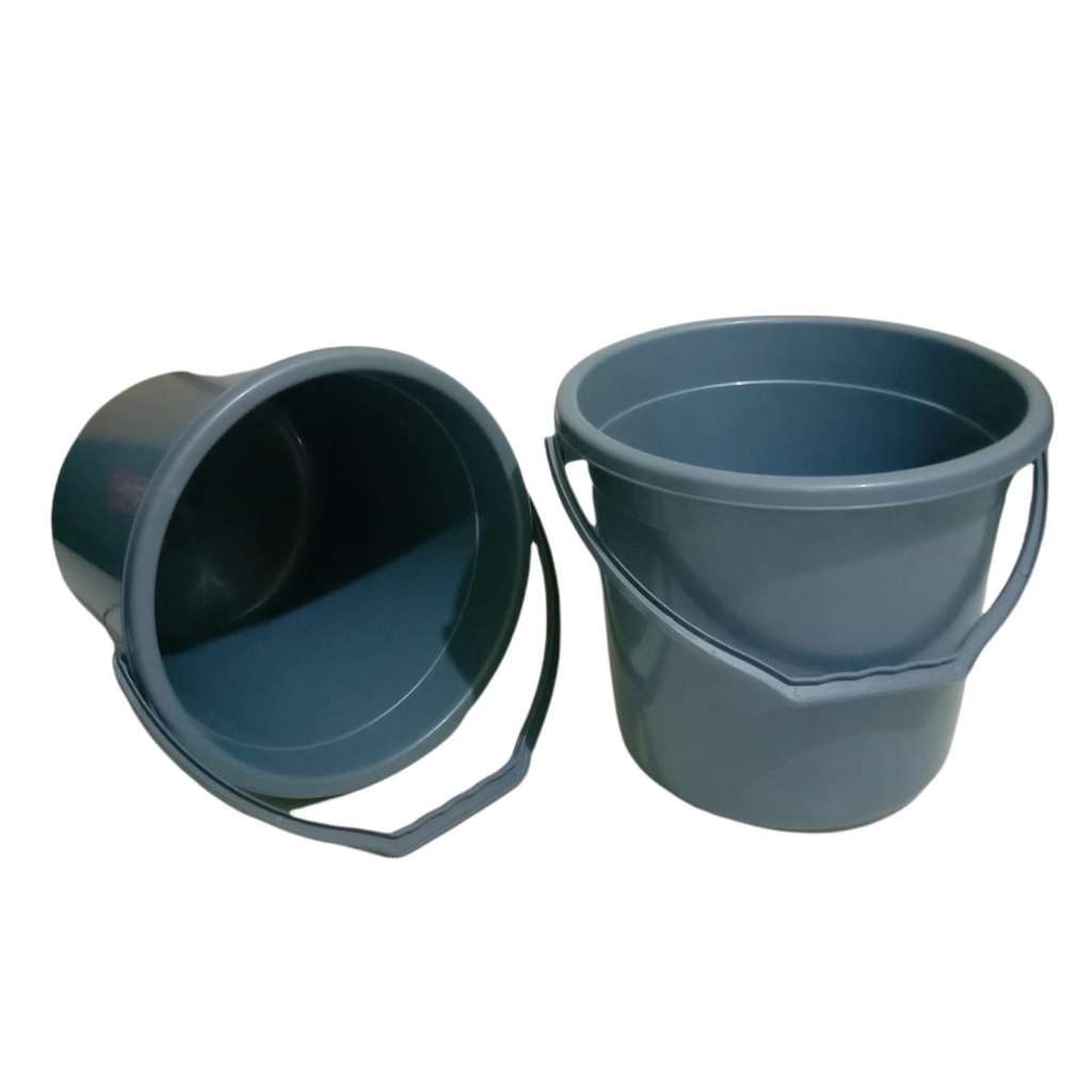 jolang air / Ember Kamar Mandi