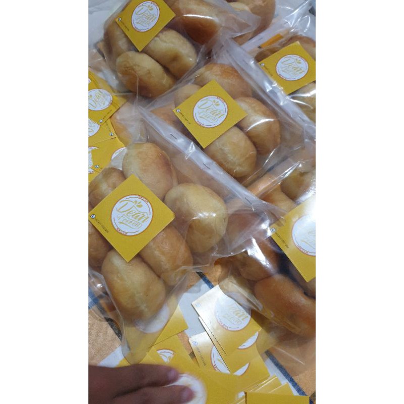 

Roti isi coklat