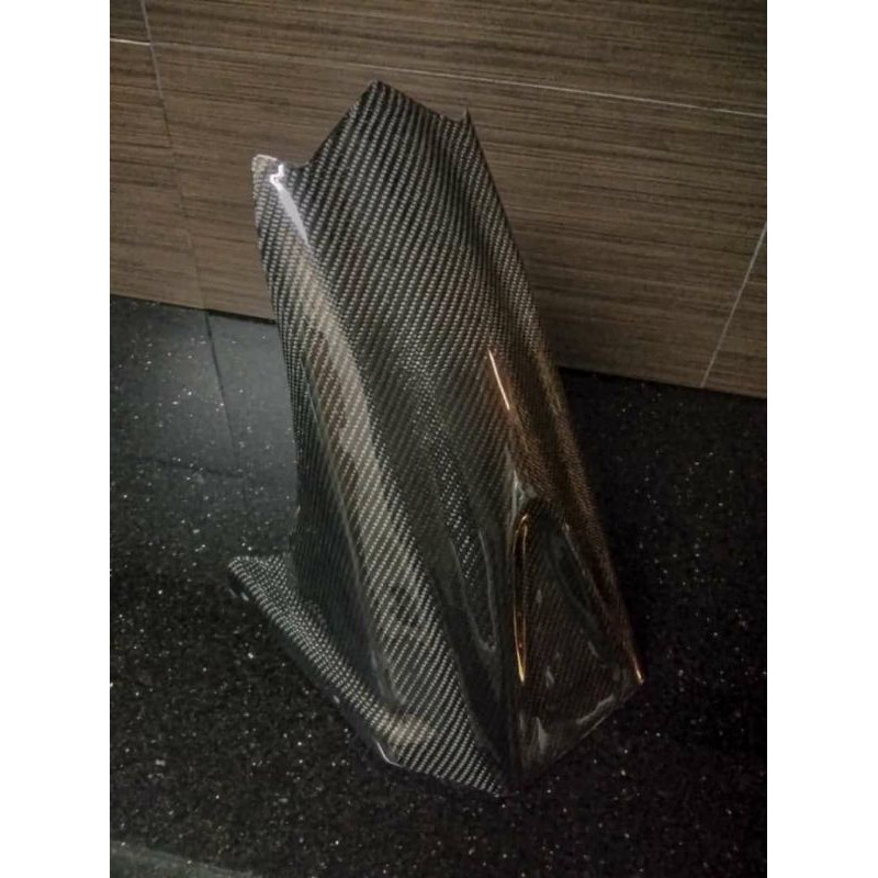 Hugger Carbon Kevlar R15 V3