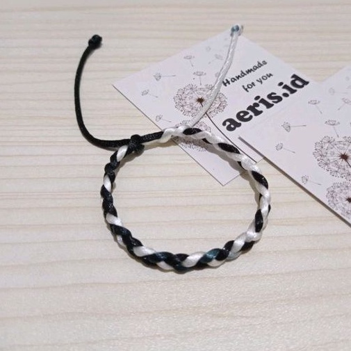 Gelang Multicolor Braided