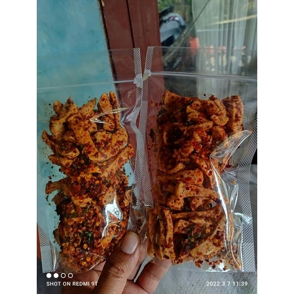 basreng pedas daun jeruk kemasan standingfouch isi 100grm