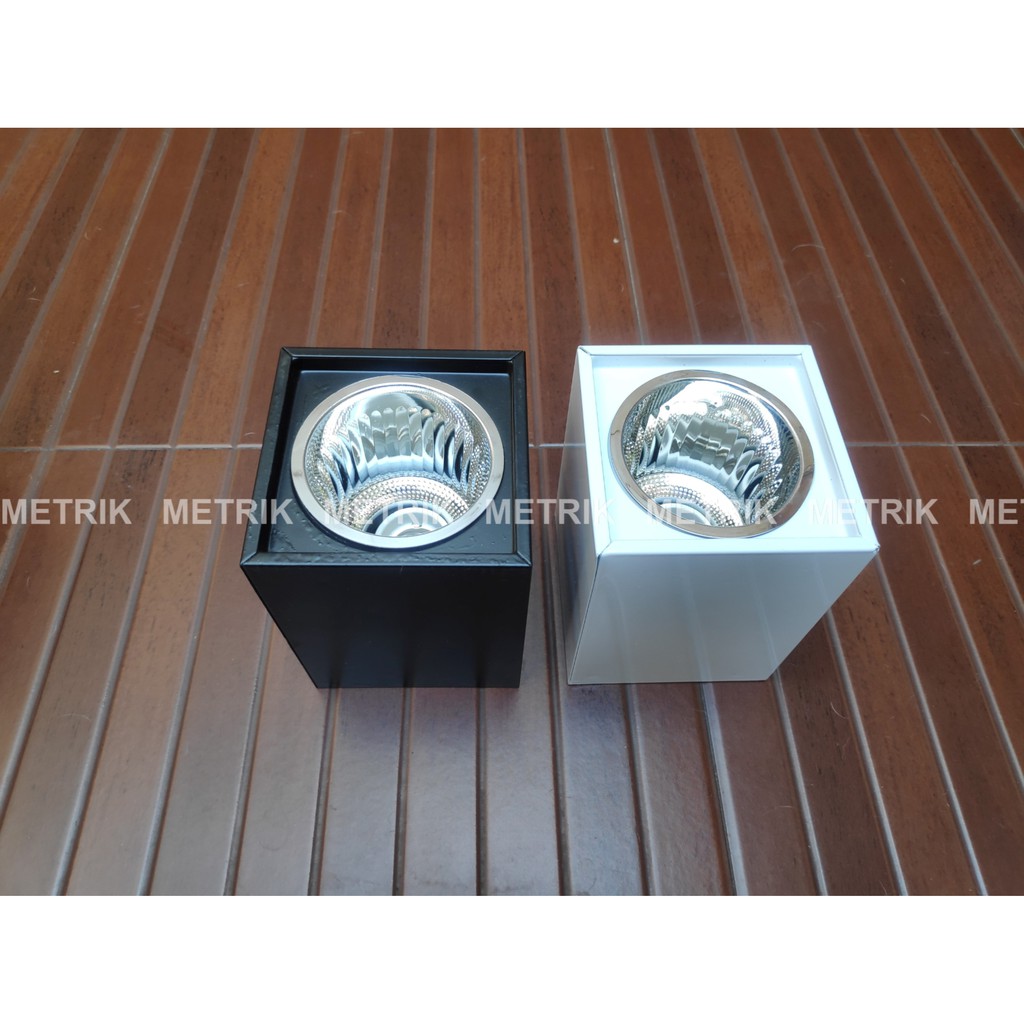 Downlight outbow tempel kotak 3 inch/ Rumah Lampu Fiting Lampu Plafon Outbow Vacolux