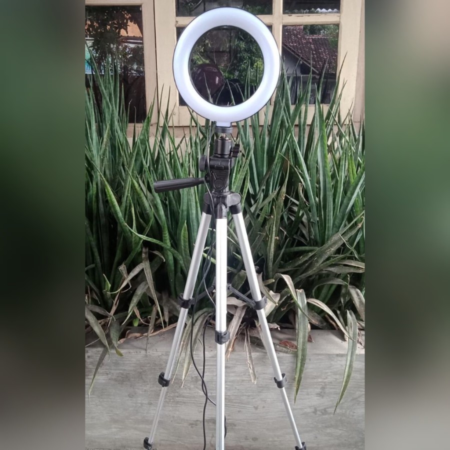 Trend-Ringlight 16 cm Plus Tripod FREE Holder Handphone