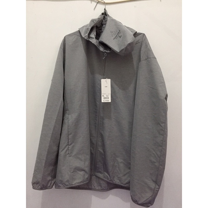 Uniqlo Men Jaket parka uv protection