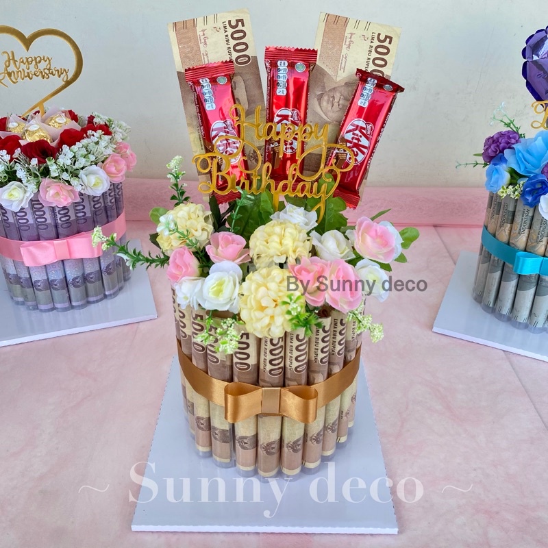 (READY) Money cake | kue uang | kue ulang tahun | money birthday cake | kue uang murah| dummy cake | kue uang jakarta | kado ultah | buket ulang tahun, flower bouquet, money bouquet, flower cake, buket valentin, kado wedding, anniversary, money bloom box