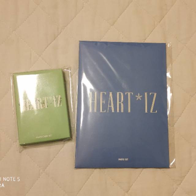 Photo set & PC set Izone