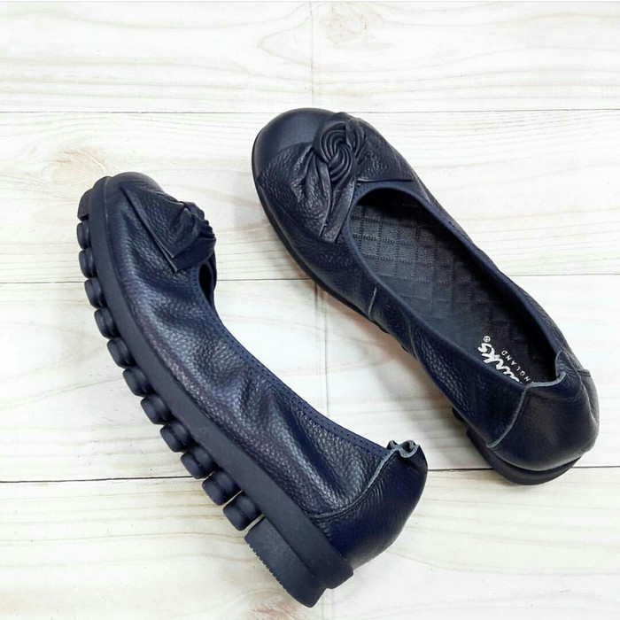 Sepatu Kerja / Sepatu Wanita Clark Radial Ulir