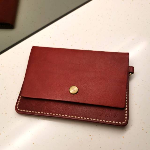 Dompet Kartu Merah