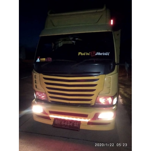 pipi dada scania truk canter