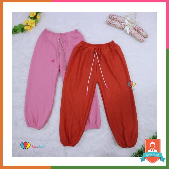 Jogger polos molly uk. 5 - 6 th / pants celana panjang anak cewek laki
