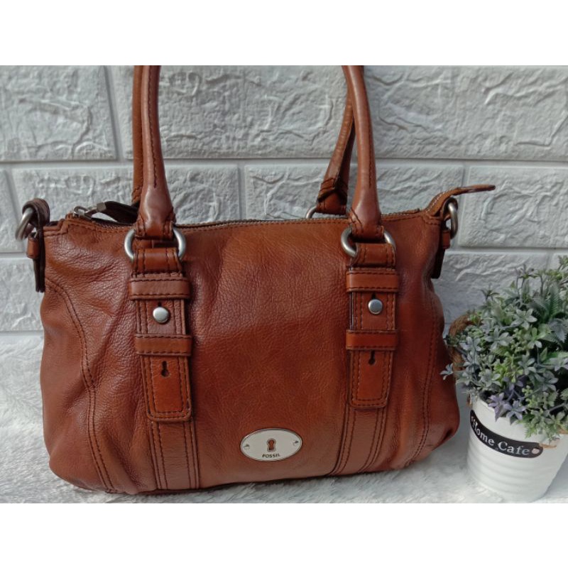 SOLD preloved fossil maddox size M