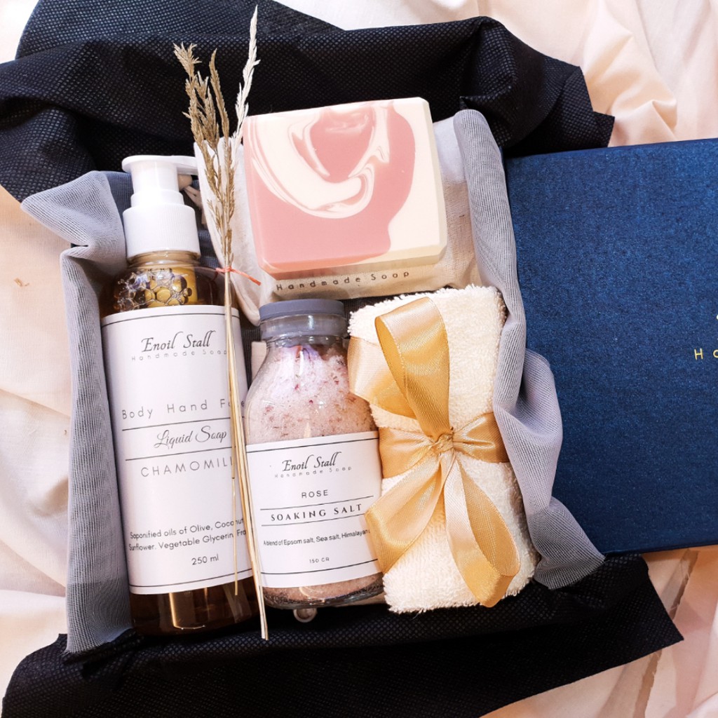 ALL IN GIFT SET / HADIAH UNIK HANDMADE SOAP / HAMPERS / KADO WISUDA