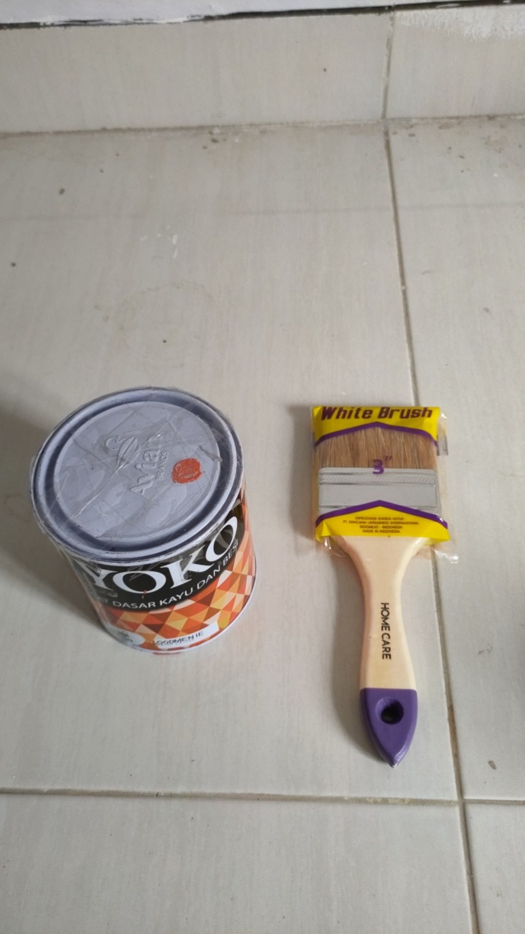 Cat Dasar Meni Kayu Yoko Loodmeni (avian Brand)