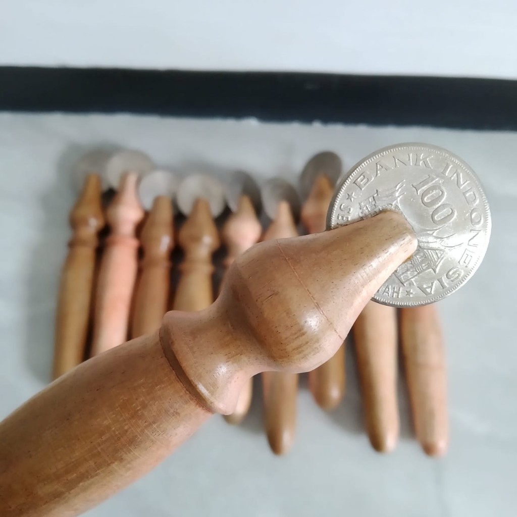 ALAT KEROKAN KOIN KEROKAN ALAT KEROKAN KAYU DENGAN KOIN