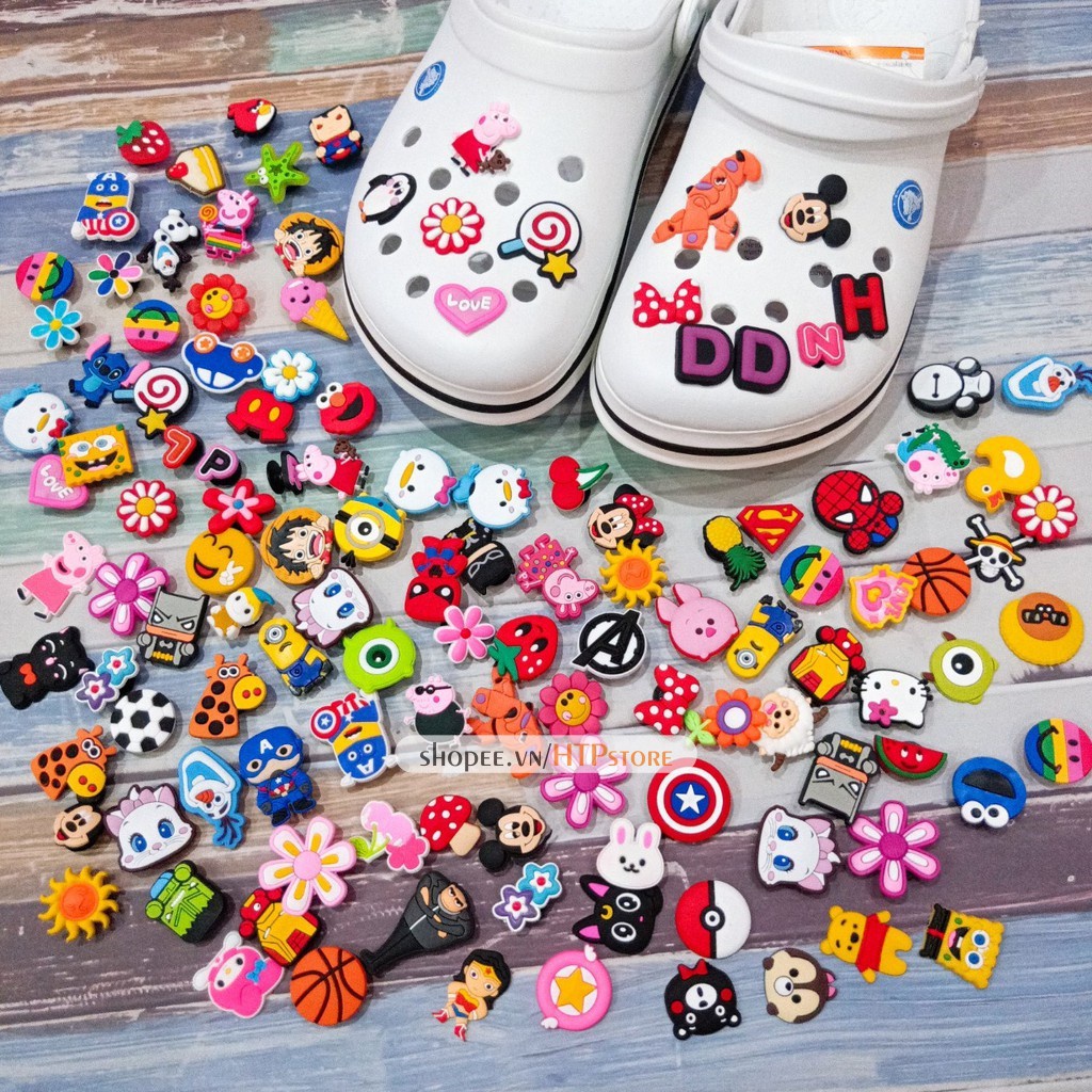 Stiker 3D Desain Kartun Untuk Dekorasi Sepatu Charms Jibbitz Aksesoris Pin Buckle Sepatu Bentuk  Jibblitz