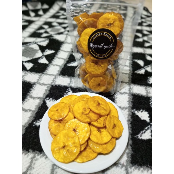 

KERIPIK PISANG MANIS (10)