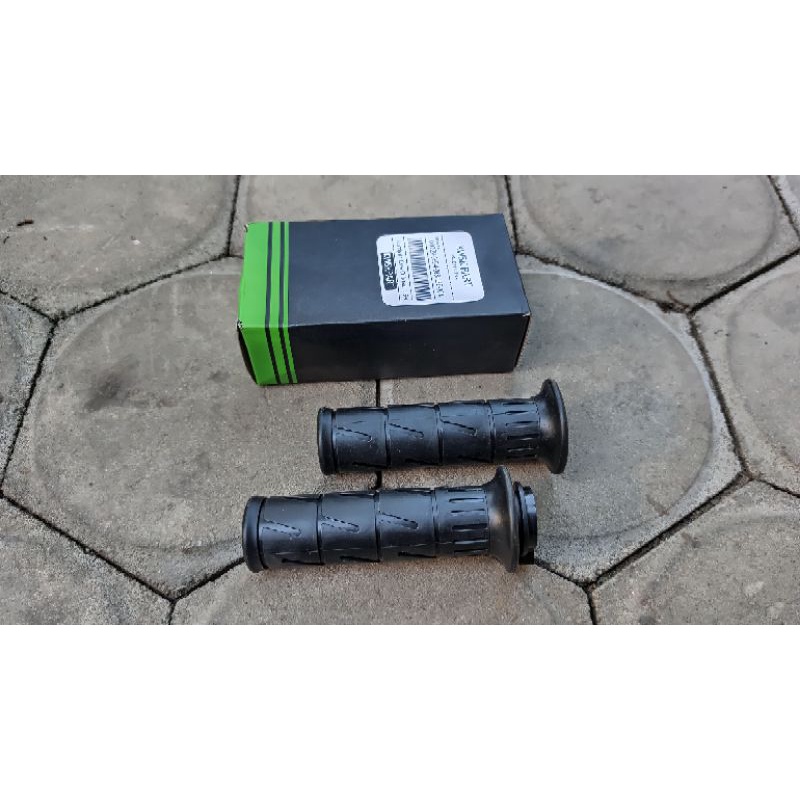 Handgrip Handspad Ninja R RR SS Kaze handgrip kaze hanfat kawasaki kaze import