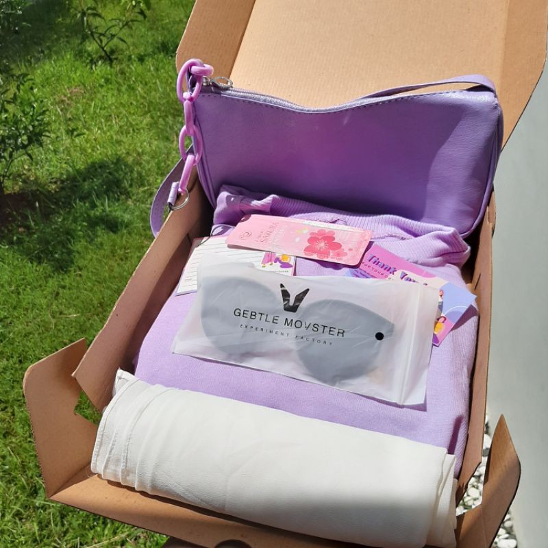 OOTD Lilac Sweater Oversize Crop Special Gift Box Kado Wanita Hampers ONE SET-Lengkap