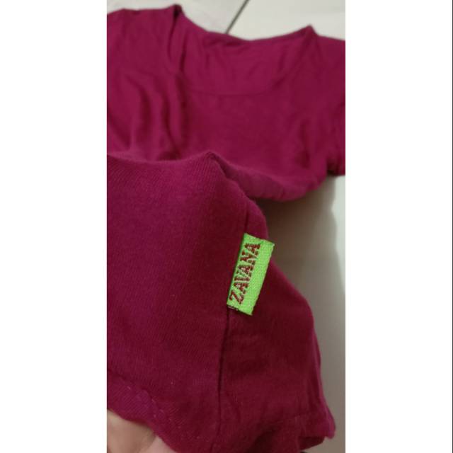 (PRELOVED) Kaos Magenta