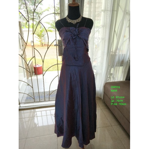 Gaun pesta preloved ungu