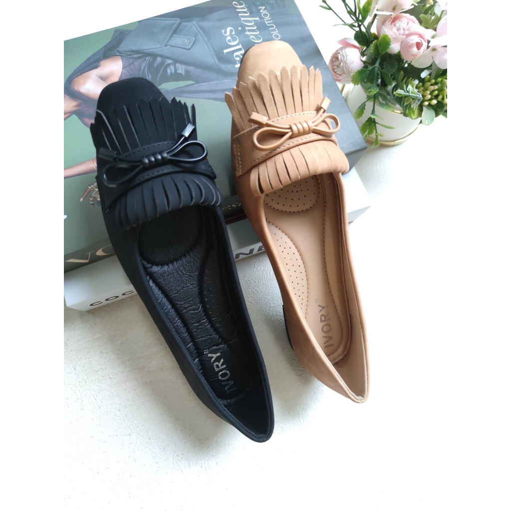 IVORY Sepatu Flat Wanita Import Terbaru 999-SM11