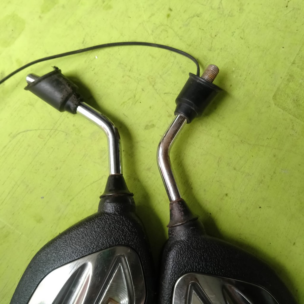 Kaca spion set lampu sein sepasang untuk motor Honda beat original