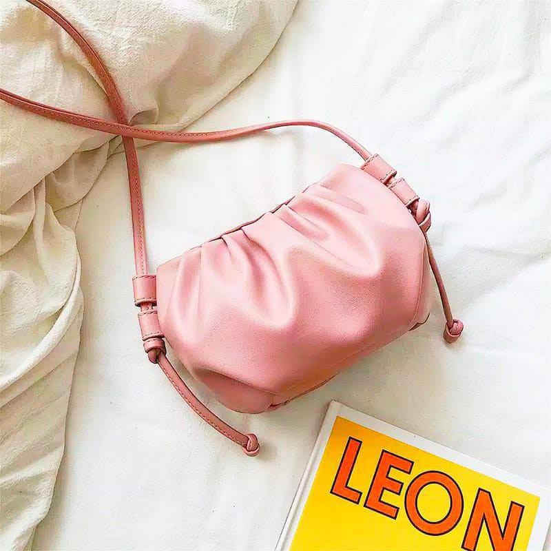 TAS KERUT LUCCY WANITA/SLEMPANG