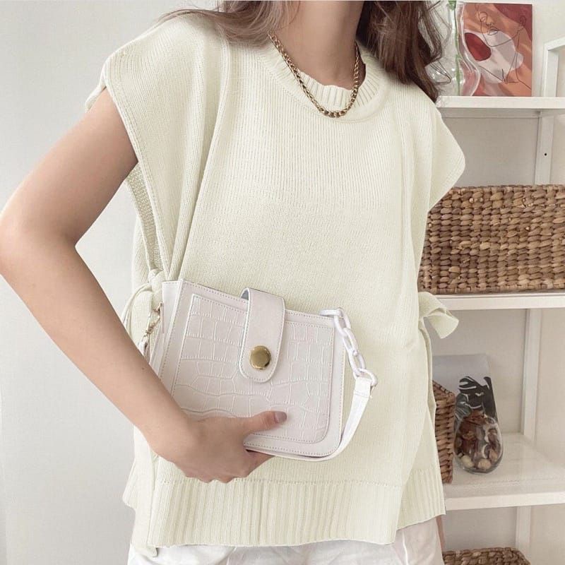 VEST ROMPI RAJUT TALI / VEST KNIT OUTER 12 G