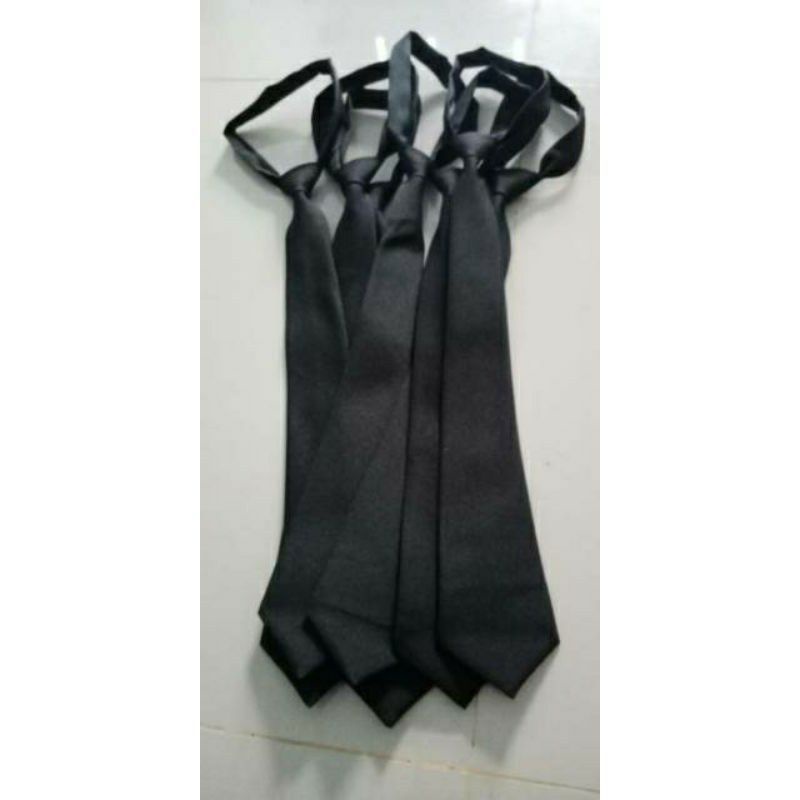 Dasi Pria Dasi Hitam  Dasi Kantor
