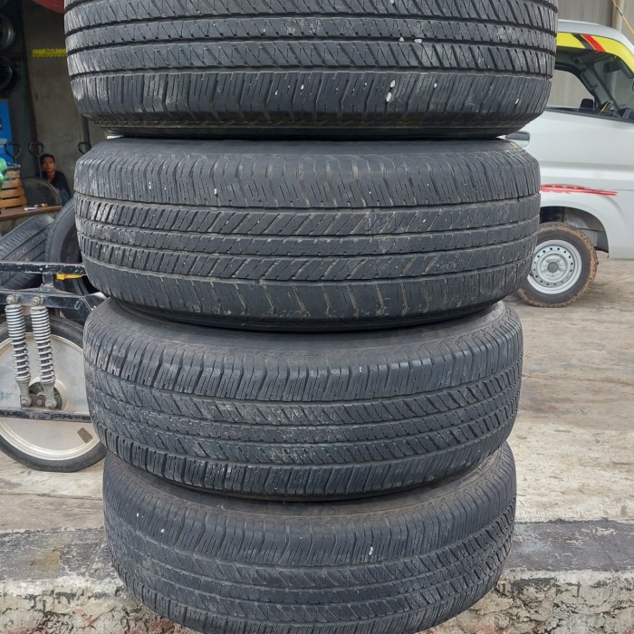 BAN BRIDGESTONE DUELER H/T⁶⁸⁴ 265/65 R17 (3)