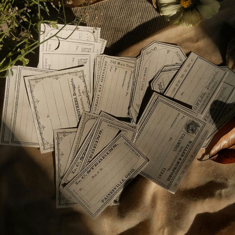 

[30 pcs] Kertas Vintage Dekorasi Journal Paper Scrapbook Bujo