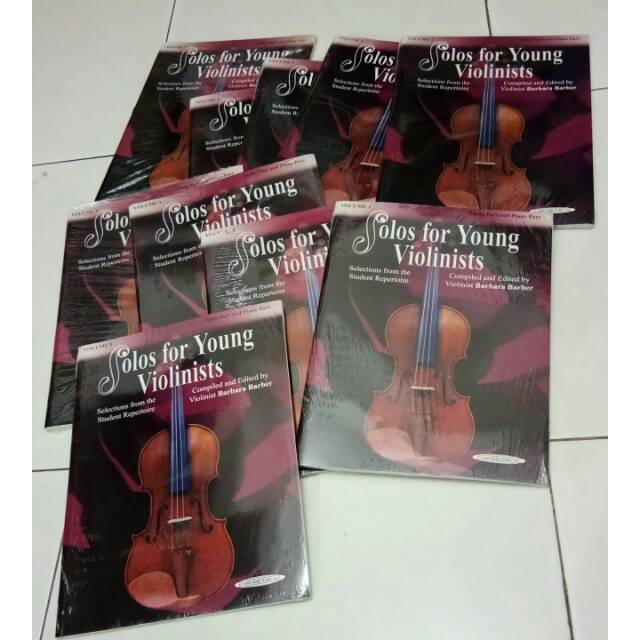 Volume 6 buku Solos for Young Violinists violin book with piano part