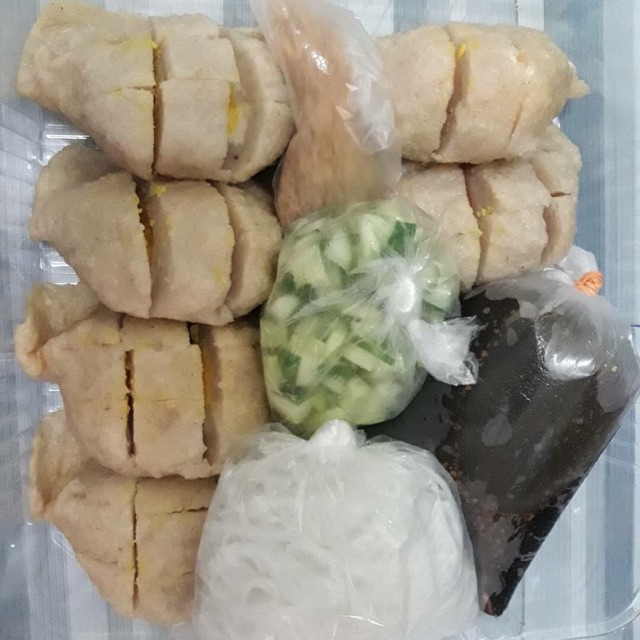 

Pempek Kapal Selam