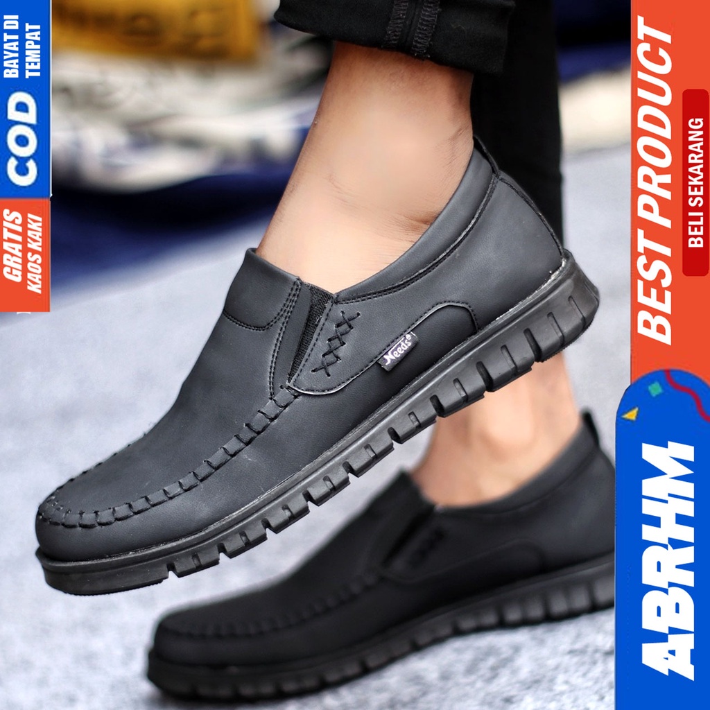 Sepatu Casual Pria Slip On Kasual Formal Kulit Pu  Kerja Kantor Kondangan Hitam ABRHM BLENO