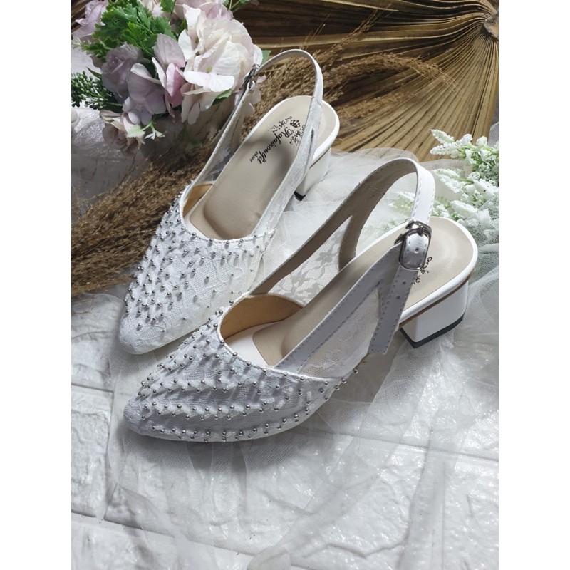 sepatu Sabrina putih 5cm hak tahu