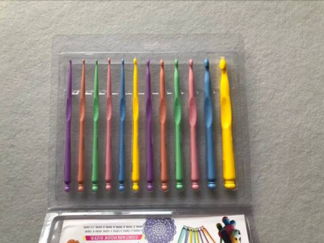 Hakpen/jarum rajut plastik/crochet hook plastic set 12pcs/set