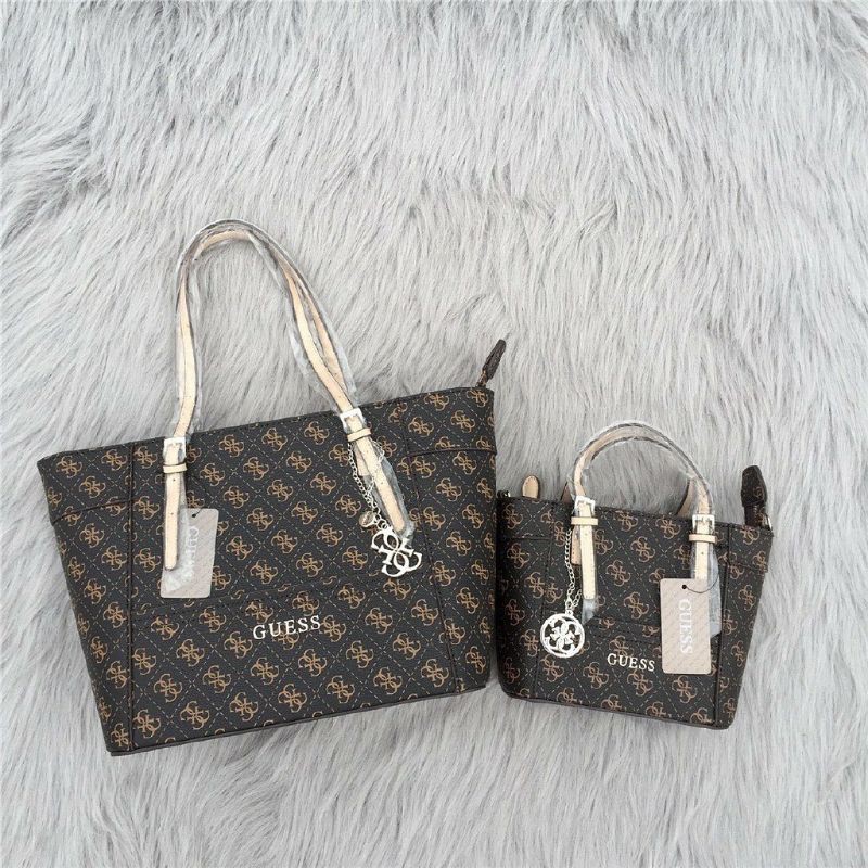 Tas Wanita Guess Delaney Tote Bag