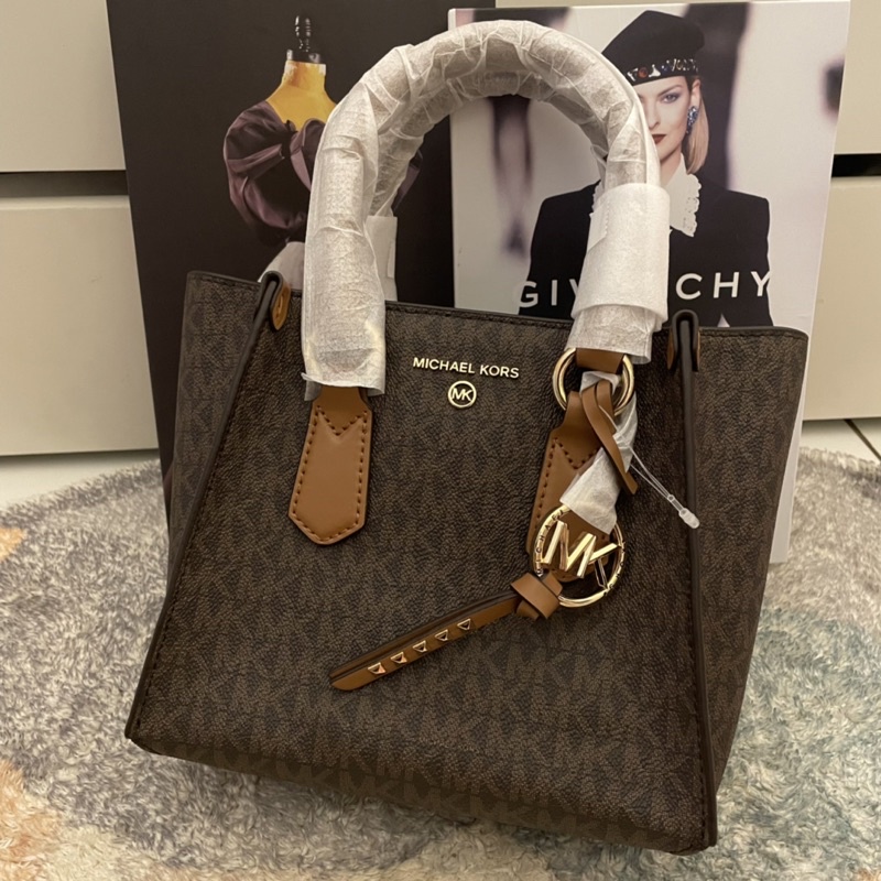 Ready Stock MK Kris Small Satchel colorblock Fawn, signature brown, brown leather