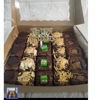 

ㄸ 1pak=10 pcs DUS KUE 20x20x5 DUS KUE BOLU DUS KUE BROWNIES MURAH DUS KUE TEBAL KARDUS BOX MAKANAN で