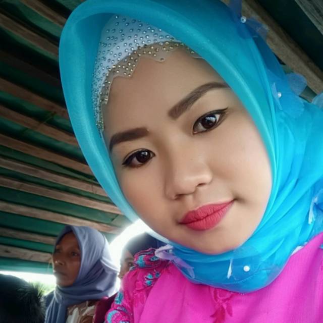 adeliacantik