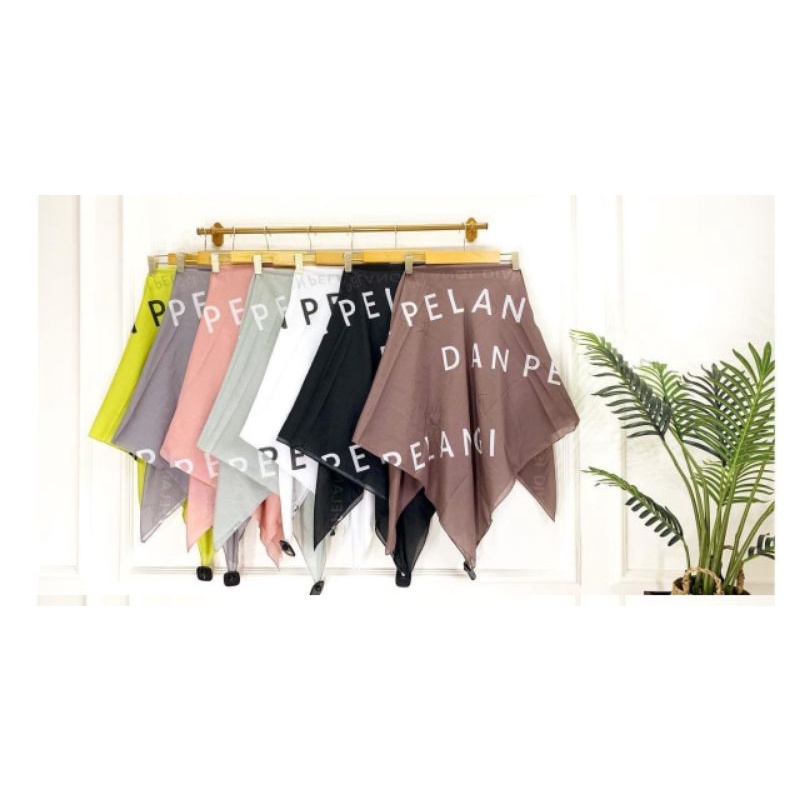 DIAN PELANGI HIJAB SEGI EMPAT