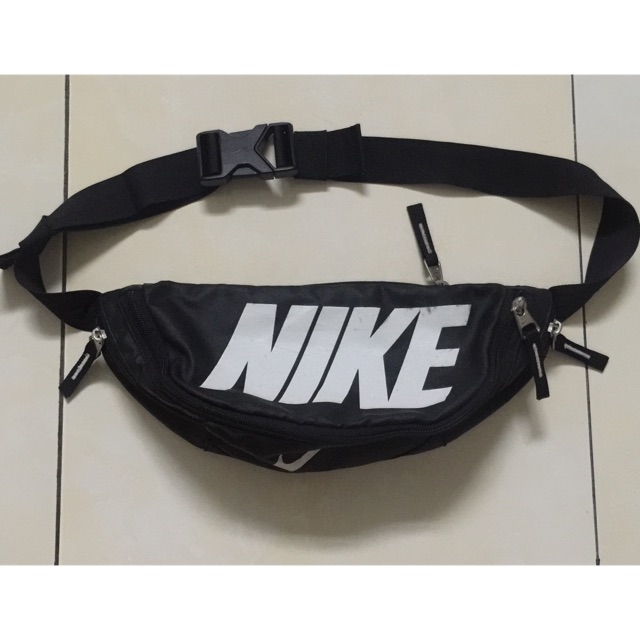 Preloved/Second Waist Bag Merk NIKE 100% Original