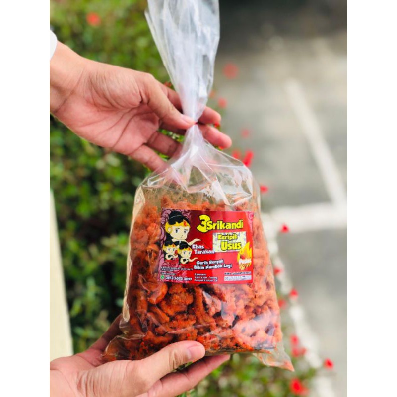 

Keripik Usus Ayam Rasa Pedes 3 Srikandi (kemasan 1/2 kg)