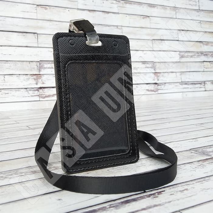

ID Card Holder / Gantungan Kartu Name Tag - Kulit Sintetis Polos IDC01 - Hitam TERLARIS