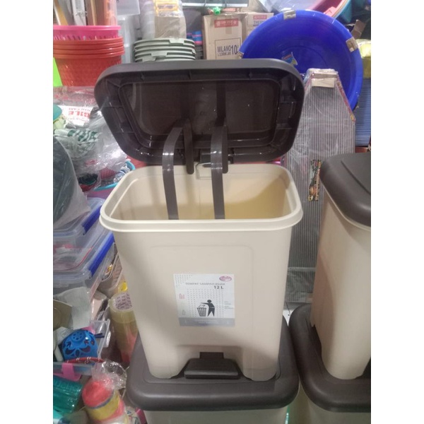 SALE!!! TEMPAT SAMPAH INJAK 12-20 LITER / TEMPAT WADAH SAMPAH INJEK 12-20 LITER LOVENIA ko